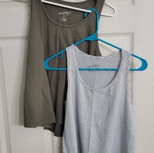 Universal Thread tank top bundle women's Size S